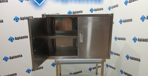 Полка кухонная закрытая с распашными дверями