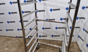 Стеллаж для хлебных лотков